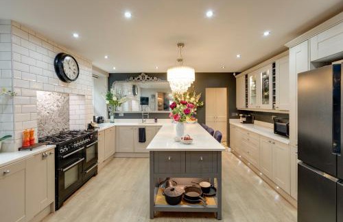Bromsash House | Willow House By Birch Stays