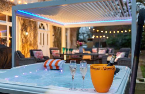 Bromsash House | Willow House By Birch Stays