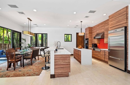 Wilton Manors Villa | Wilton Grand Luxury: Private Oasis w/Pool