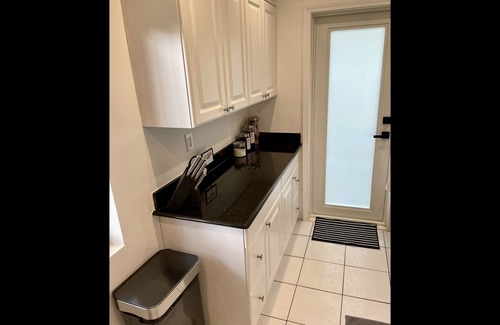 Wilton Manors Villa | Wilton Manors Villas a Shared pool, walking distance to restaurants, bars.