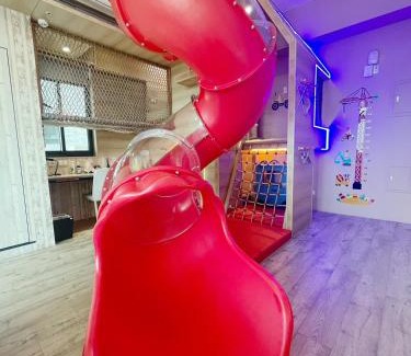 Houli Bed & Breakfast | Wind Natural Parent-child Inn