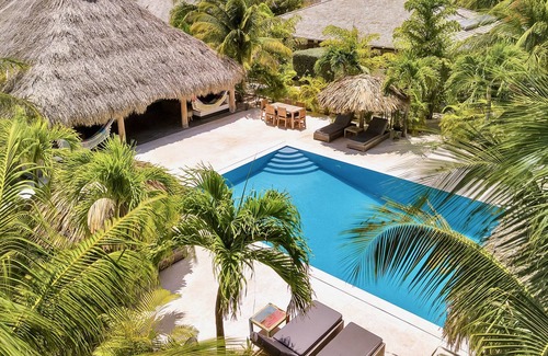 Belnem Hotel | Windhoek Resort Bonaire