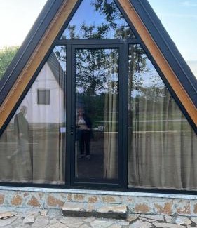 Shkoder House | Windmill Shkodra Villa's & Gesthouse