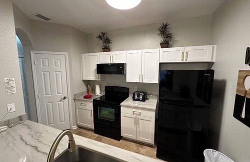 Windsor Palms Condo | Windsor Palms 2 bed ground floor condo near DISNEY!