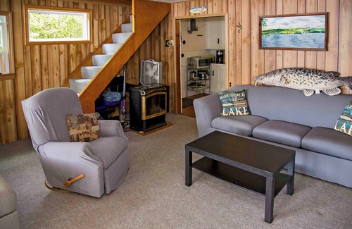 Hammondsport House | Windwood Shores, a classic cottage on Waneta Lake