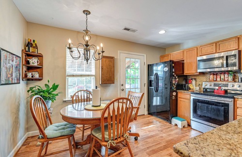 Lexington House | Wine & BBQ Trail Fun: Home w/Hot Tub in Lexington