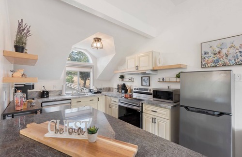 Green Valley Other | Wine country retreat-Entire guesthouse with pool, hot tub and gym, close to NAPA