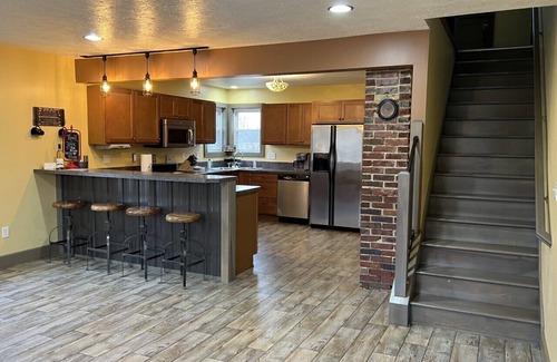 Geneva House | Wine Hop -Inn …Relax In The Heart Of Ohio's Wine Country