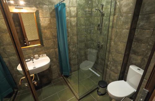 Avlabari Hotel | Winehouse Old Qvevri Apartments
