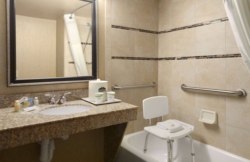 Little Rock Hotel | Wingate by Wyndham Little Rock