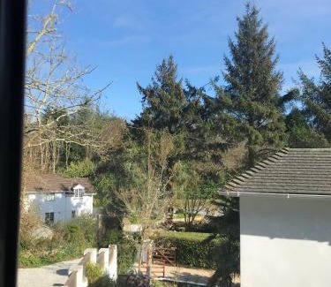 Boscundle Apartment | Winnie's Corner - Self Contained within the grounds of another property, in an idyllic wooded setting