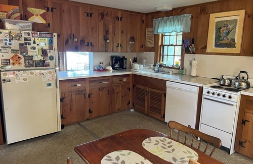 Alton House | Winnipesaukee Family Compound with amazing sunsets
