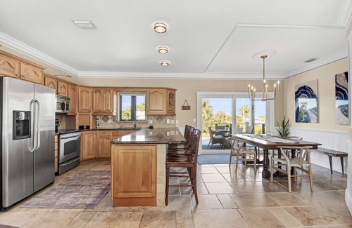 Isles of Capri House | Winter Getaway by the Bay. Direct Water View! Near Marco Island Beaches.