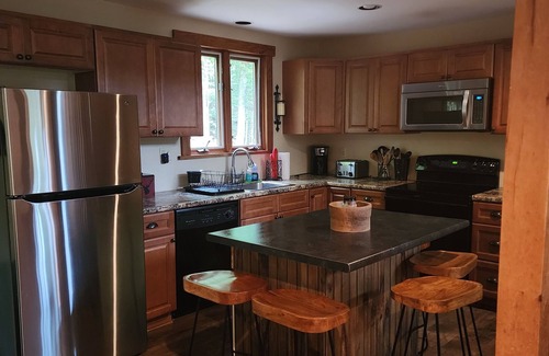 Wilmington House | Winter season rental now available in Chimney Hill! December 1st-April 1st
