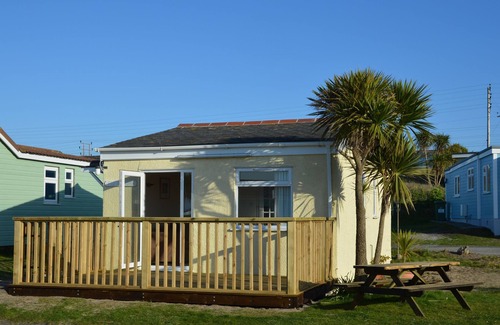 Hayle Cottage | With a large secure timber deck which gets the sun for most of the day