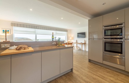 Portreath House | With uninterrupted sea views, this property enjoys a superb hillside position.