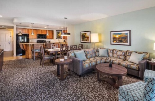 Windsor Apartment | WM Windsor 3 Bedroom Condo. Sleeps 8n