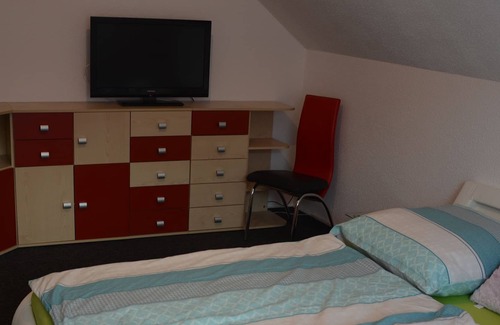 Gittersee Apartment | Wohnen am Ruhigen Stadtrand und in 10 Minuten im Centrum