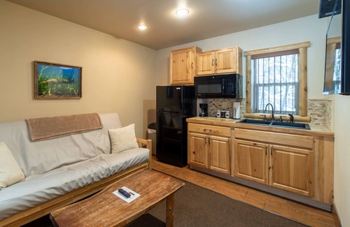 Indian River House | Wolf Lodge at The Totem Lodges