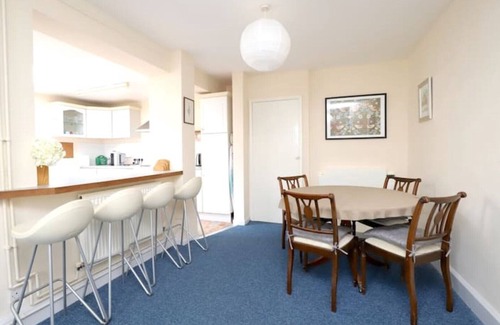 Oxford House | Wolsey Road Oxford