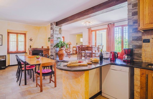 Velva Villa | Wonderful private villa for 14 people with WIFI, TV and patio