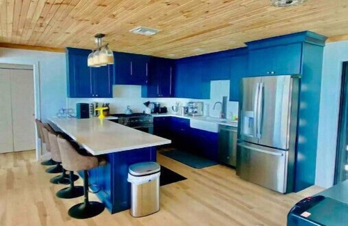 Hartswell House | WONDERFUL OCEAN FRONT HOME WITH POOL