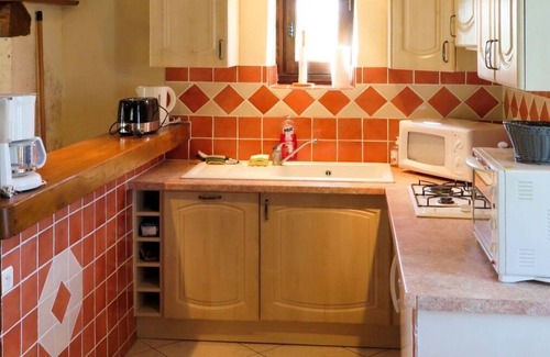 Lalbenque Villa | Wonderful private villa for 4 people with TV, terrace and pets allowed