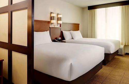 Gwinnett Place Hotel | Wonderful Place To Stay! 4 Amazing Units! Close to Pirate’s Cove Adventure Golf!