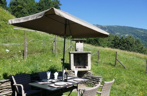Negrentino House | Wonderful private villa for 6 guests with WIFI, TV and pets allowed