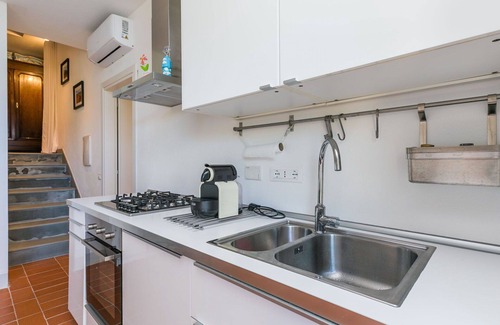 Santa Luce House | Wonderful private villa with WIFI, A/C, TV, patio, pets allowed, panoramic view and parking
