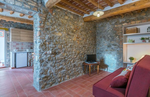 Santa Luce House | Wonderful private villa for 6 guests with WIFI, A/C, TV, patio and parking