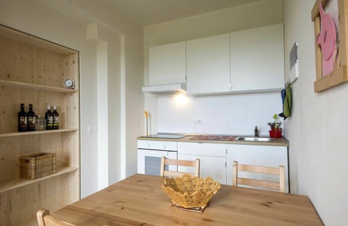 Fucecchio Villa | Wonderful private villa for 6 people with pool, WIFI, A/C, pets allowed, panoramic view and park.