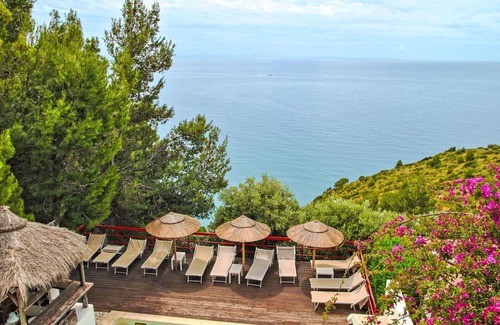 Sperlonga Villa | Wonderful private villa for 17 people with hot tub, WIFI, private pool, TV, patio and pets allowed