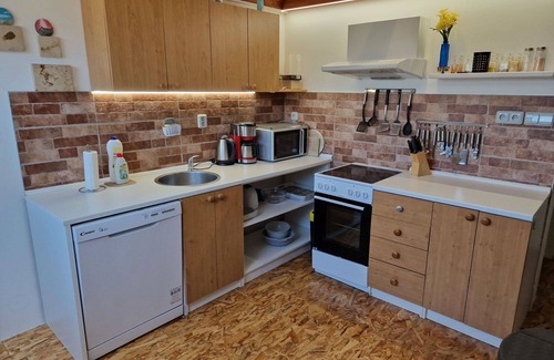 Velky Ratmirov House | Wonderful private villa for 5 people with private pool, WIFI and parking