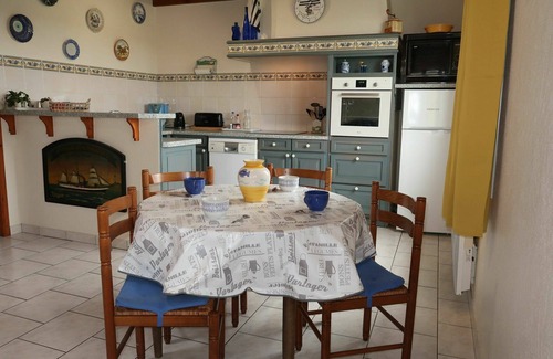 Primelin House | Wonderful private villa for 2 guests with TV and terrace