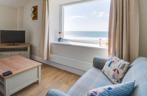 Aberdaron House | Wonderful private villa for 5 people with WIFI and TV