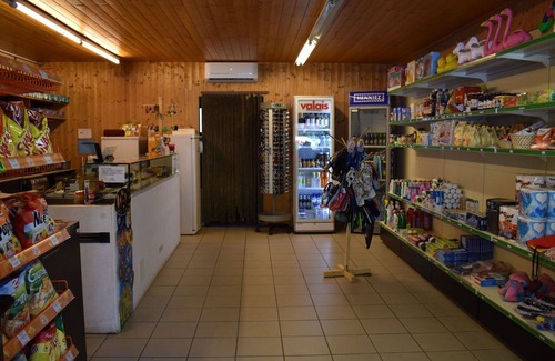 Riazzino House | Wonderful private villa for 5 people with WIFI, pool, A/C, terrace, pets allowed and panoramic v.