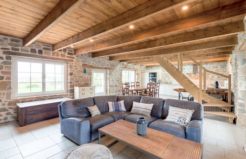 Camaret-sur-Mer House | Wonderful private villa for 8 guests with WIFI, TV, terrace and pets allowed