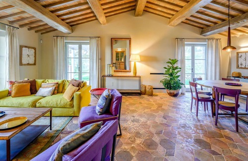Torricella Villa | Wonderful private villa for 6 guests with WIFI, private pool, A/C, TV, pets allowed and parking