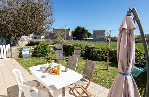 Penmarch House | Wonderful private villa for 4 guests with WIFI, TV, terrace and pets allowed
