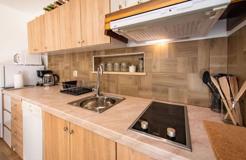 Stifanici House | Wonderful private villa for 3 people with A/C, private pool, WIFI, TV, terrace and pets allowed