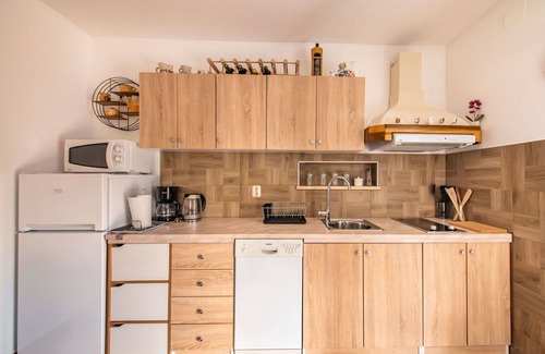 Stifanici House | Wonderful private villa for 3 people with A/C, private pool, WIFI, TV, terrace and pets allowed