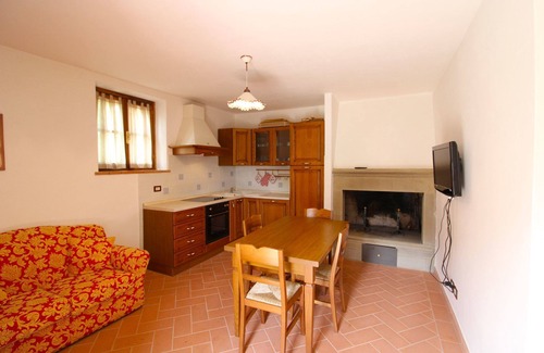 Pieve al Bagnoro Villa | Wonderful private villa for 20 people with WIFI, private pool, TV, terrace and pets allowed
