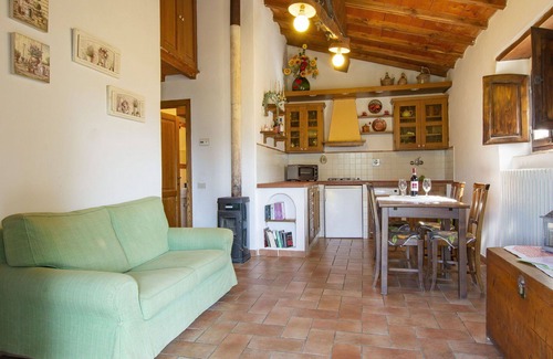 Dicomano House | Wonderful private villa for 5 guests with hot tub, private pool, WIFI, TV, patio and pets allowed