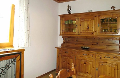 Oeblarn House | Wonderful private villa with WIFI, TV, terrace, pets allowed, panoramic view and parking