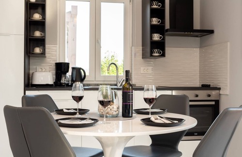 Ravni Ski Chalet | Wonderful Sea View - Holiday Home Alis