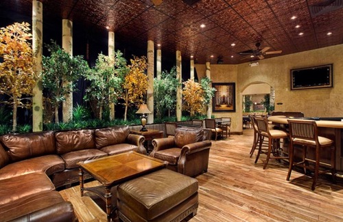 Elko Hotel | Wonderful Stay! Outdoor Pool, Parking, Pets Allowed, Close to Main City Park!