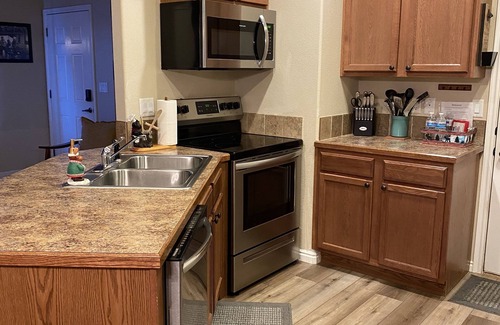 Donnelly House | Wonderful Townhouse Minutes From Tamarack Resort