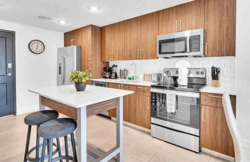 Overtown Apartment | Wonderful Unit In Downtown Miami With Free Parking