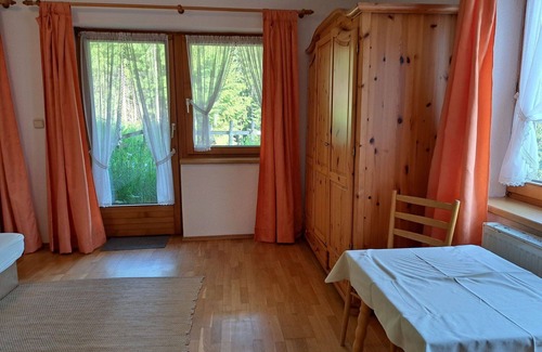 Hainzenberg House | Wonderful villa for 12 people with TV and balcony